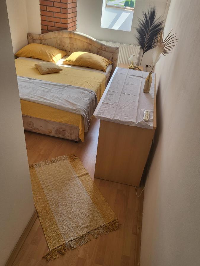 Bed and Breakfast Pansion Brod Zewnętrze zdjęcie